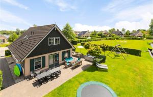 Beautiful Home In Vlagtwedde With Sauna