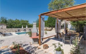 Lovely Home In Labin With Wifi