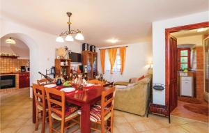 Gorgeous Home In Moscenicka Draga With Kitchen 