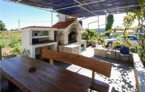 Amazing Apartment In Barbat Na Rabu 