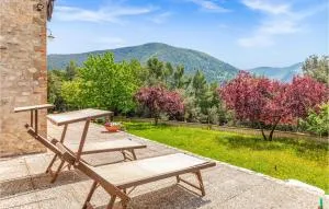 Cozy Apartment In Loc, Fontanelle - Vallo di Nera