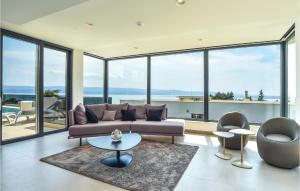 Lovely Home In Omis With Wifi 