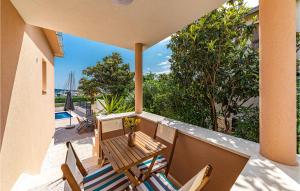 3 Bedroom Nice Home In Kastel Gomilica