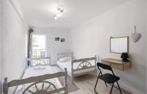 2 Bedroom Nice Apartment In Blace 