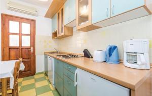 Gorgeous Apartment In Senj With Kitchen 