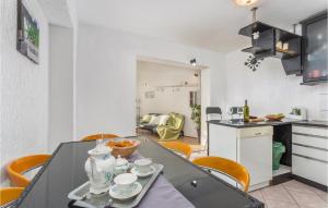 Cozy Apartment In Vrbnik With Wifi