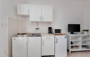 1 Bedroom Amazing Apartment In Krk