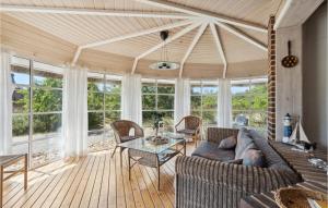 4 Bedroom Gorgeous Home In Rømø