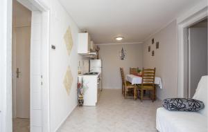 Amazing Apartment In Rijeka With Wifi 