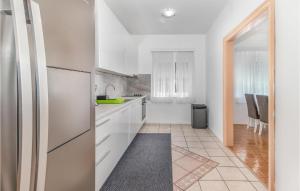 Cozy Home In Dramalj With Wifi 