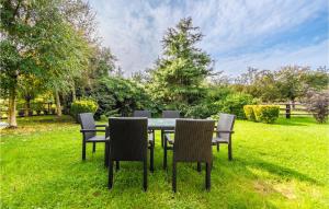 Maisons de vacances Stunning Home In Paluel With Wifi : photos des chambres