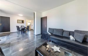 Cozy Apartment In Pula With Wifi