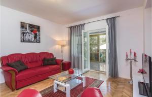Awesome Home In Rovinj With Kitchen 