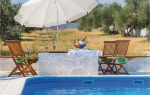 Four-Bedroom Holiday Home In Skradin-Dubavice