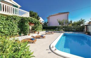 Holiday Home Murter 44 With Outdoor Swimmingpool