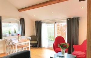 Two-Bedroom Holiday Home room in Boszicht