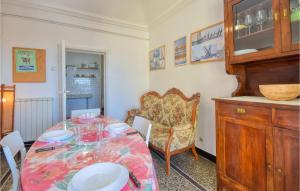 2 Bedroom Lovely Apartment In Genova