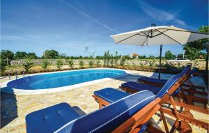 Holiday Home Drinovci With A Fireplace 444