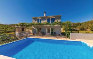 Holiday Home In Primorki Dolac