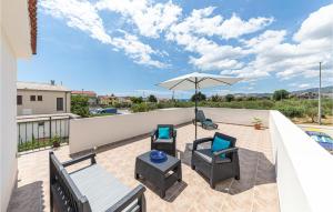 Stunning Apartment In Kastel Stari