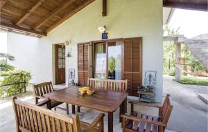 Beautiful Apartment In Lovran With Wifi