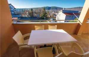 2 Bedroom Beautiful Apartment In Cavle