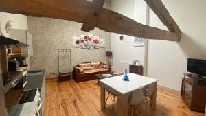 B&B / Chambres d'hotes Chambres et Gites Les Deux Chenes pres de Bergerac : photos des chambres