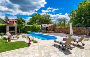 2 Bedroom Amazing Apartment In Drazice