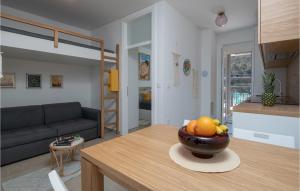 Beautiful Apartment In Plomin Luka