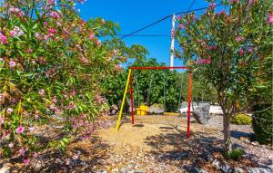 Nice Apartment In Rasopasno With Wifi