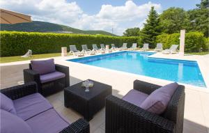 5 Bedroom Gorgeous Home In Bisko 