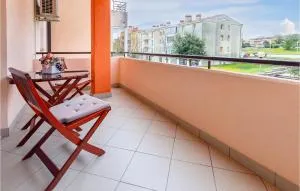 2 Bedroom Awesome Apartment In Labin - Strmac