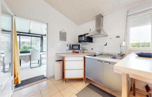Maisons de vacances Nice Home In Meschers-Sur-Gironde : photos des chambres