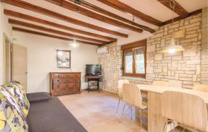 Three-Bedroom Holiday Home In Premantura