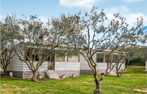 Nice Home In Sveti Filip I Jakov