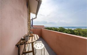 Three-Bedroom Apartment In Maslenica