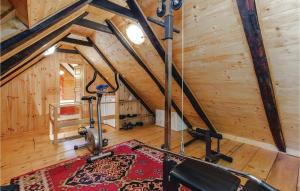 4 Bedroom Awesome Home In Breze