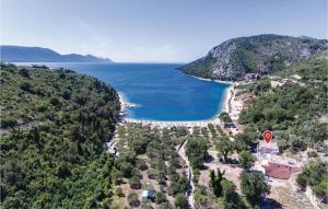Three-Bedroom Holiday Home In Duba