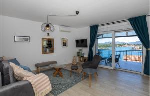 Lovely Home In Blace With Sauna 
