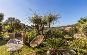 Maisons de vacances Nice Home In La Londe Les Maures : photos des chambres