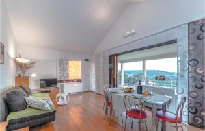 1 Bedroom Awesome Apartment In Kolan 