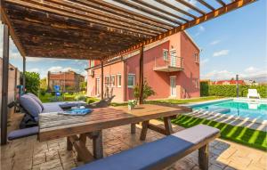 Holiday Home Trilj 15