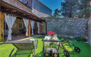 Awesome Home In Novi Vinodolski