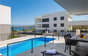 Pet Friendly Apartment In Zidarici 