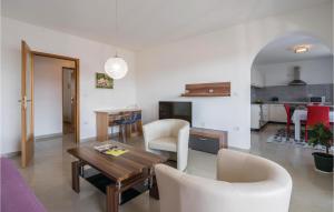 Amazing Apartment In Pula With Wifi 