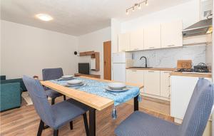 1 Bedroom Amazing Apartment In Vodice 