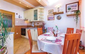 Beautiful Apartment In Crikvenica With Jacuzzi 