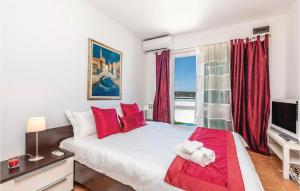 Gorgeous Home In Barbat With House Sea View 