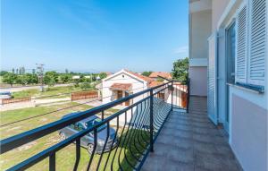 Awesome Home In Benkovac With Wifi