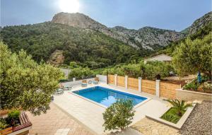 1 Bedroom Awesome Apartment In Klek 